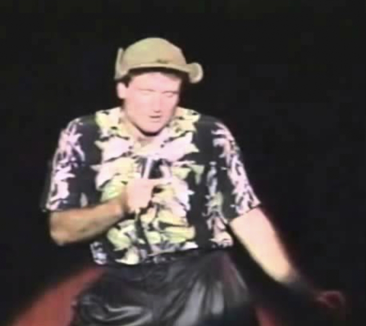 Robin Williams: Elmer Fudd Sings Bruce Springsteen